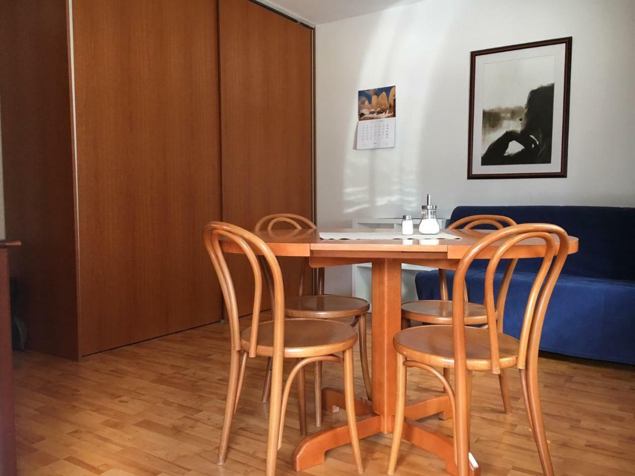 Apartmany Solum デマノブスカ・ドリーナ エクステリア 写真